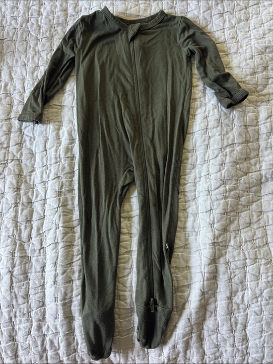 Kyte BABY Other - Kyte baby olive green pajamas